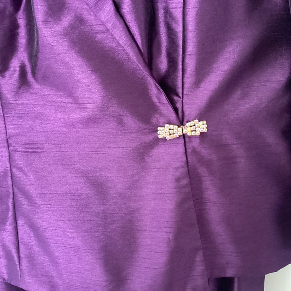 Alex Evenings women's Petite 10 Purple formal Long skirt suit Rhinestone Clasp - Picture 5 of 12